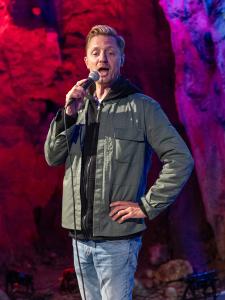 Ondřej Ruml: Nahubu ve Sloupských jeskyních, 8. 6. 2025